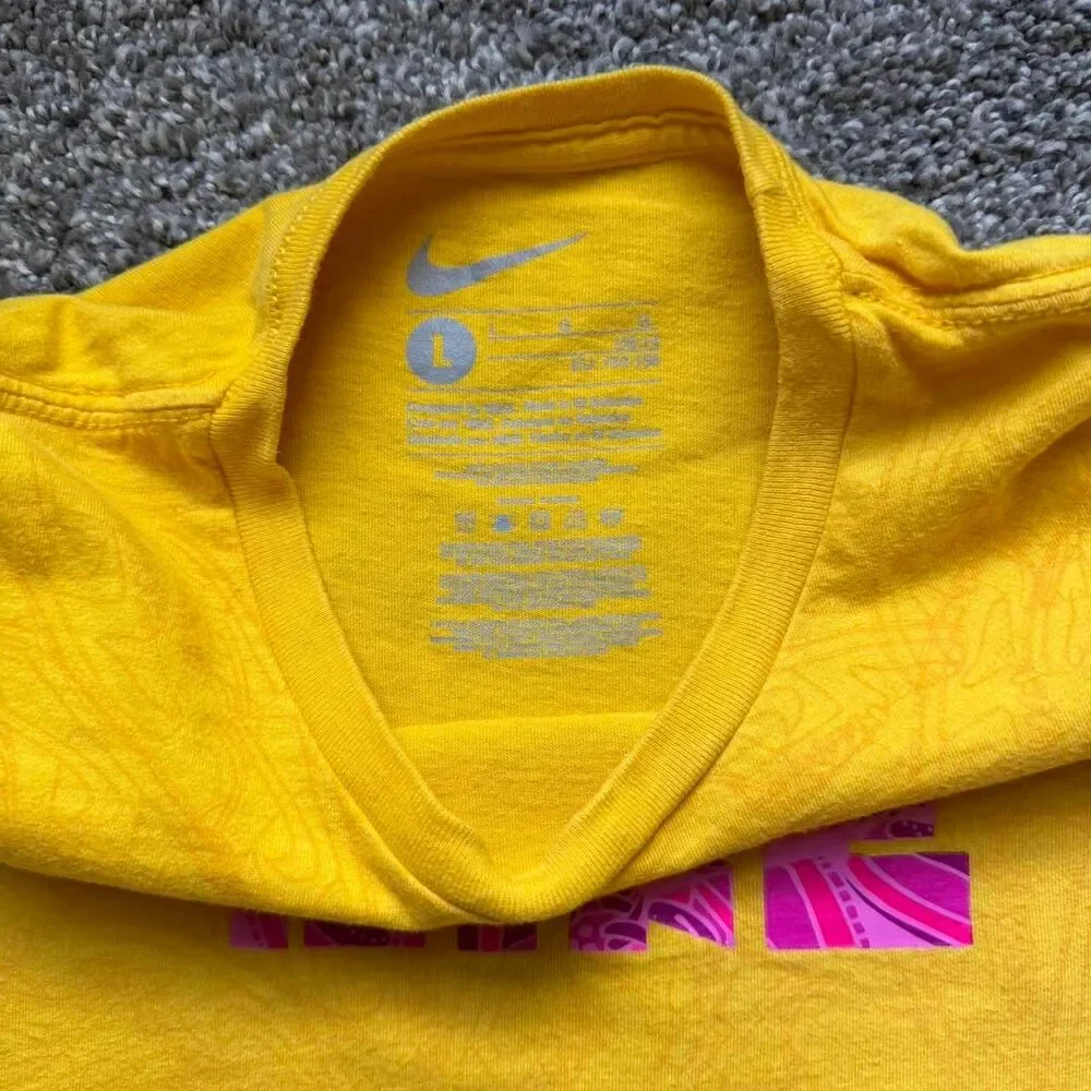 Vintage y2k nike baby tee